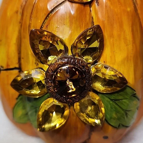 Pumpkin embellished with Rhinestones New - Picture 4 of 4